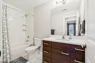 17 E Hartwick Dr, Montgomery Township, NJ 08558 - Photo 28