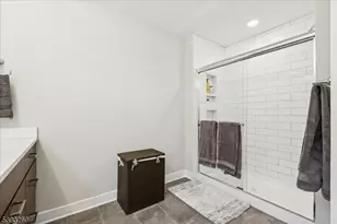 17 E Hartwick Dr, Montgomery Township, NJ 08558 - Photo 20