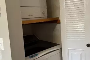 324 Sharon Garden Ct, Woodbridge Township, NJ 07095 - Photo 6