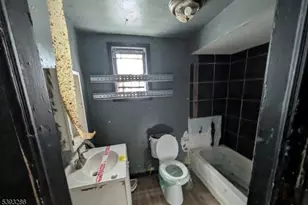 116 Mayor Gibson, Newark, NJ 07104 - Photo 6