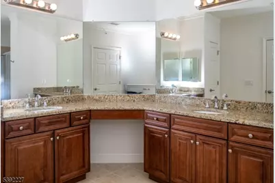 5307 Veterans Dr #5307, Rockaway Township, NJ 07885 - Photo 18