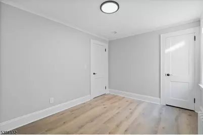 897 Port Reading Ave, Woodbridge Township, NJ 07064 - Photo 12