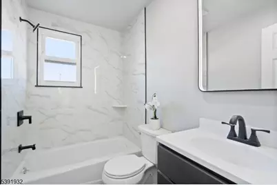 897 Port Reading Ave, Woodbridge Township, NJ 07064 - Photo 8