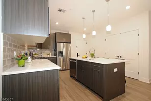 30 Ct St A 201, Morristown, NJ 07960 - Photo 2