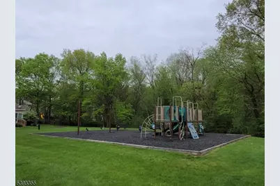 28 Sunrise Dr, Long Hill Township, NJ 07933 - Photo 14