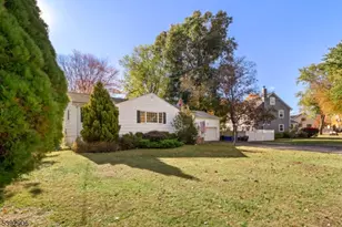 4 Carl Dr, Fairfield, NJ 07004 - Photo 1