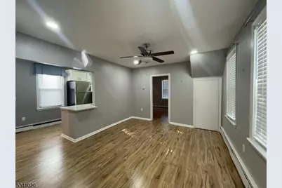 31 Union St, Dover, NJ 07801 - Photo 2