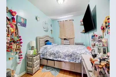 411 Monastery Pl, Union City, NJ 07087 - Photo 4