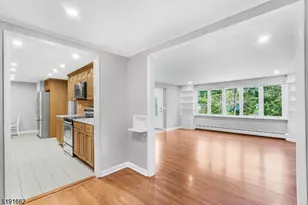 27 Hillcrest Rd, Warren Township, NJ 07059 - Photo 6