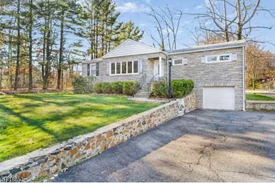 27 Hillcrest Road, Warren Township, NJ 07059 - Photo 1