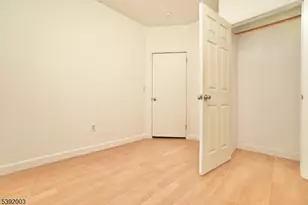 466 Cortlandt St 2nd Fl, Belleville, NJ 07109 - Photo 10