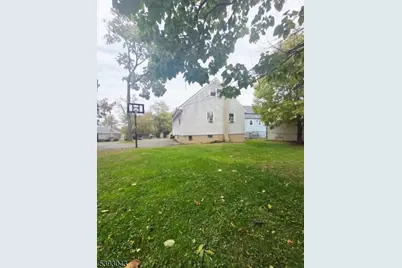 99 Raymond Ave, Plainfield, NJ 07062 - Photo 2