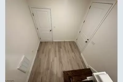 203 Honeysuckle Ln, Warren Township, NJ 07059 - Photo 2