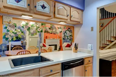 79 Boulder Run Rd, Paterson, NJ 07501 - Photo 12