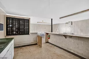 61 New St, Montclair, NJ 07042 - Photo 16