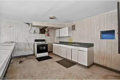 61 New St, Montclair, NJ 07042 - Photo 14