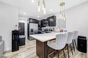 170 Clinton Pl, Newark, NJ 07112 - Photo 6