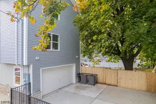 543 13th Ave, Newark, NJ 07103 - Photo 28