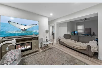 85 Ivy Ln, Bridgewater, NJ 08807 - Photo 4