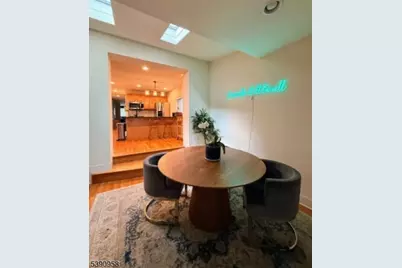 8 Carroll Pl, Weehawken, NJ 07086 - Photo 10