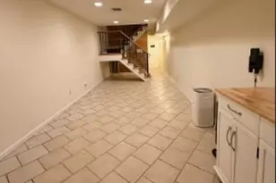 8 Carroll Pl, Weehawken, NJ 07086 - Photo 24