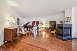 41 Catamaran Ct, Mount Arlington, NJ 07856 - Photo 4