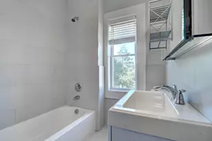 222 Lafayette Ave, Lyndhurst Township, NJ 07071 - Photo 10