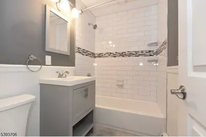 105 Parkway #2, Rochelle Park Township, NJ 07662 - Photo 10