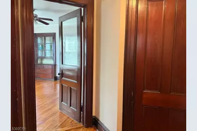 32 Montclair Ave #1, Montclair, NJ 07042 - Photo 2