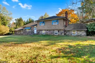 10 Samuel Dr, Raritan Township, NJ 08822 - Photo 2