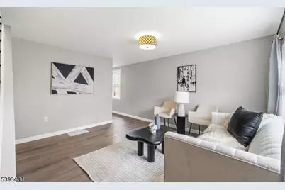 330 John St, Elizabeth, NJ 07202 - Photo 2