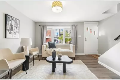 330 John St, Elizabeth, NJ 07202 - Photo 1