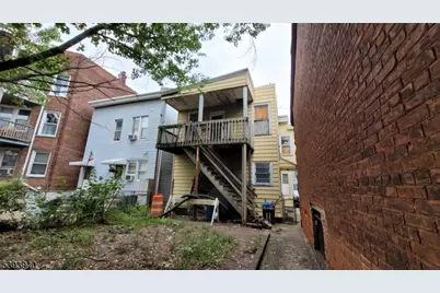 221 Spring St, Paterson, NJ 07503 - Photo 18