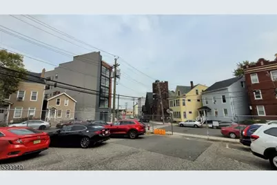 221 Spring St, Paterson, NJ 07503 - Photo 30