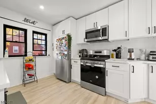 11 W Gouverneur Ave, Rutherford, NJ 07070 - Photo 26