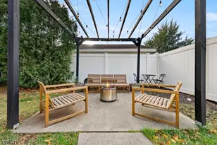 11 W Gouverneur Ave, Rutherford, NJ 07070 - Photo 32