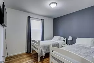 70 Orchard St, Newark, NJ 07102 - Photo 8