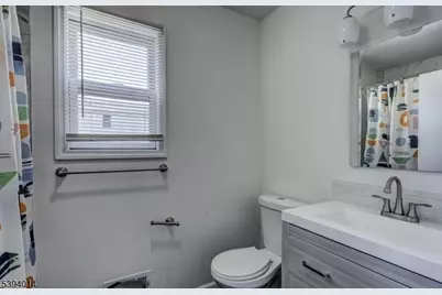 70 Orchard St #2, Newark, NJ 07102 - Photo 10