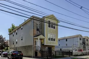 70 Orchard St, Newark, NJ 07102 - Photo 2