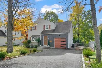 35 Grand Ter, Livingston, NJ 07039 - Photo 2