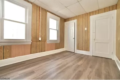 180 Hobson St 2nd Fl #2, Newark, NJ 07112 - Photo 12