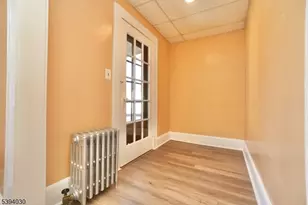 180 Hobson St 2nd Fl, Newark, NJ 07112 - Photo 10