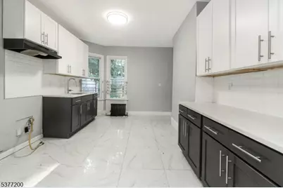 65 N Grove St, East Orange, NJ 07017 - Photo 6