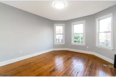 65 N Grove St, East Orange, NJ 07017 - Photo 12