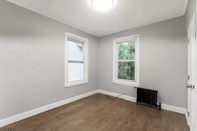 65 N Grove St, East Orange, NJ 07017 - Photo 14