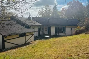 334 Lakeside Blvd, Hopatcong, NJ 07843 - Photo 1