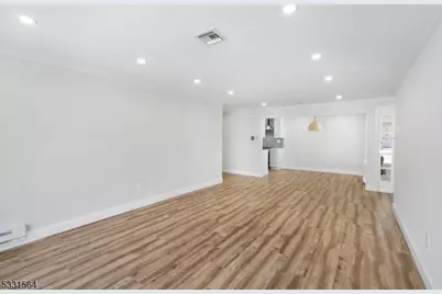 187A Newport Rd, Monroe Township, NJ 08831 - Photo 12