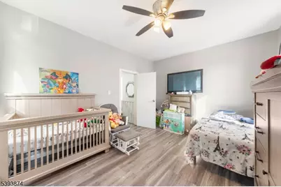 353 Bradford St, Orange, NJ 07050 - Photo 18