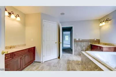 15 Berry Ct, Mount Olive, NJ 07836 - Photo 40