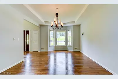 15 Berry Ct, Mount Olive, NJ 07836 - Photo 10